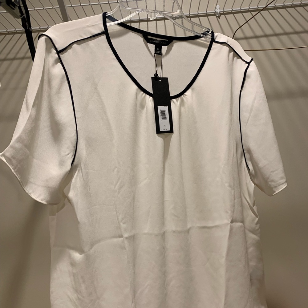 Banana Republic Blouse Size M NEW
